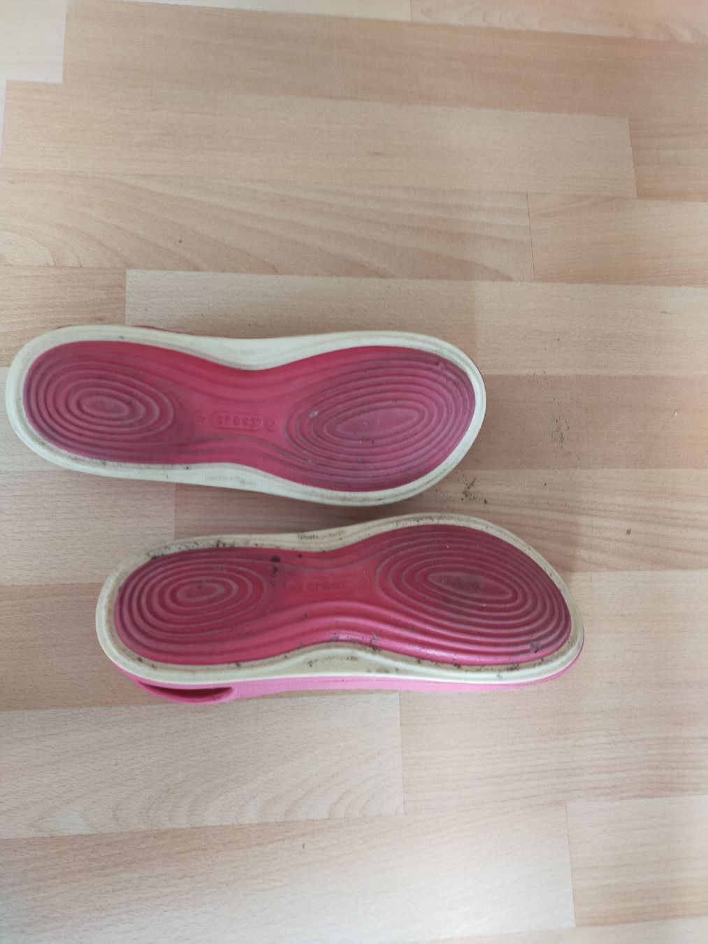 Crocs Scarpe da donna: Crocs Sandalen 37.5 (7) – Usato da Boniswil venduto da kat_tak 2