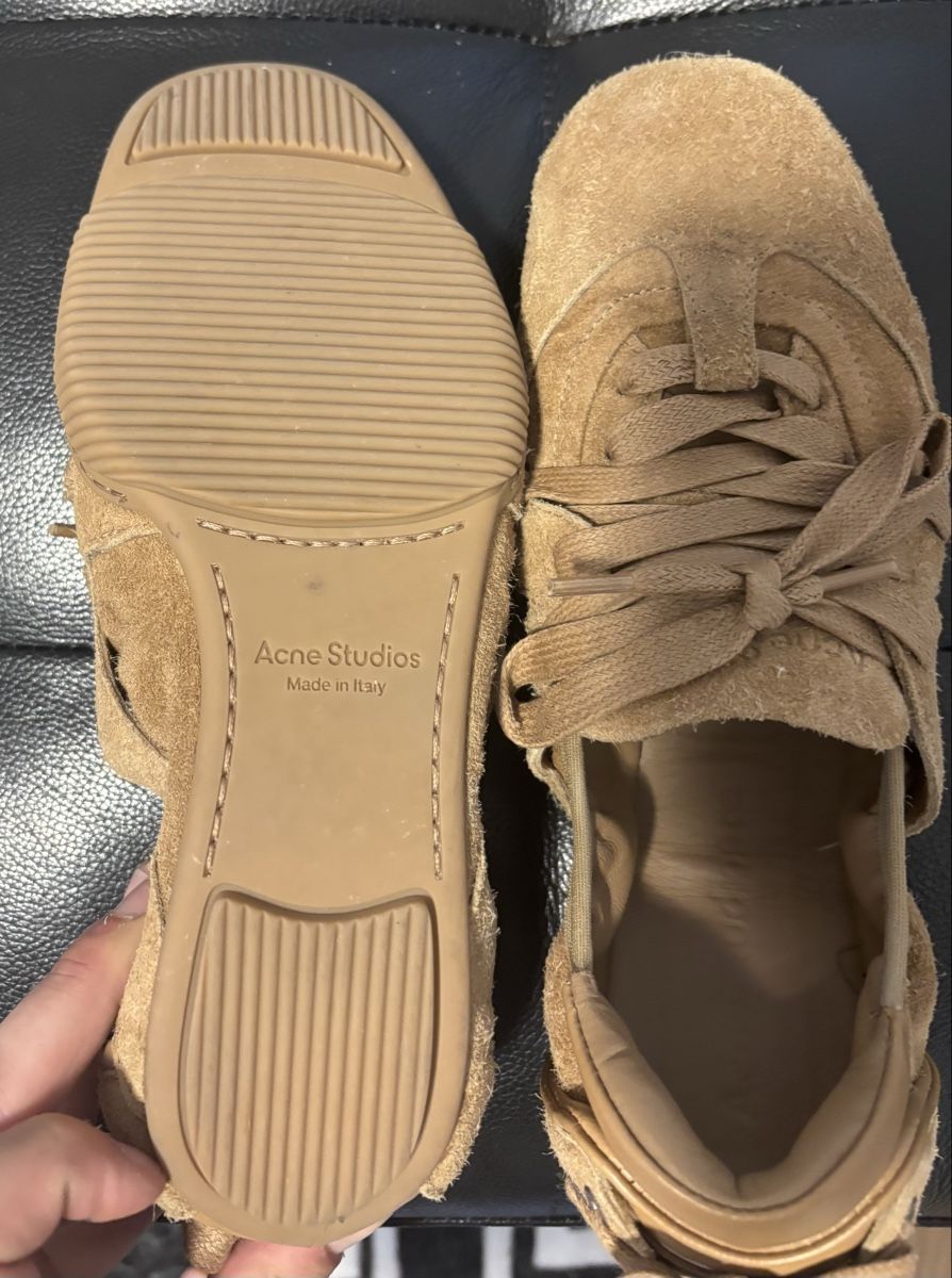 Acne Studios Scarpe da donna: Acne Studios Brown Sneakers – Usato da Chur venduto da Cuteclothes7k 3