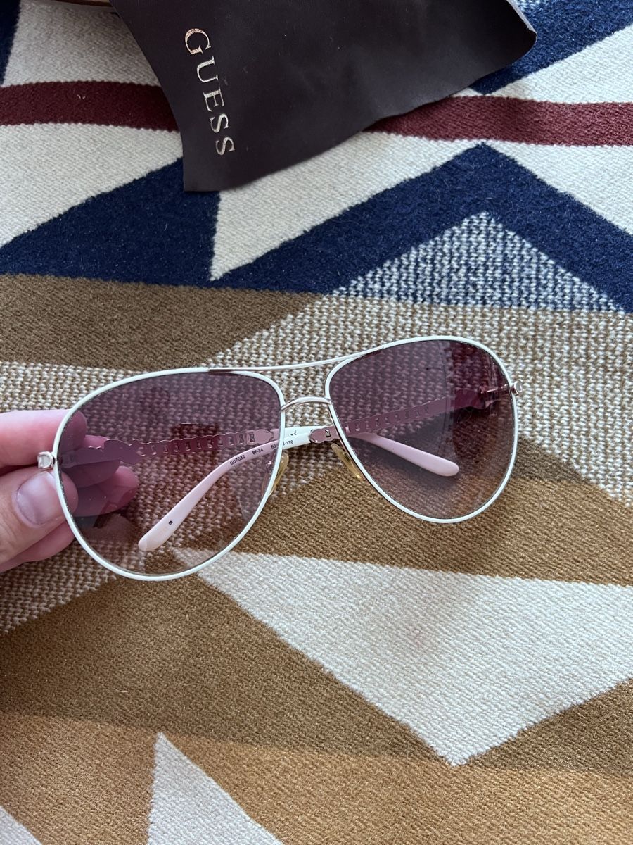 Guess Occhiali & Lenti: GUESS Sonnenbrille GU7032 – Usato da Winterthur venduto da eat_w5wx 2