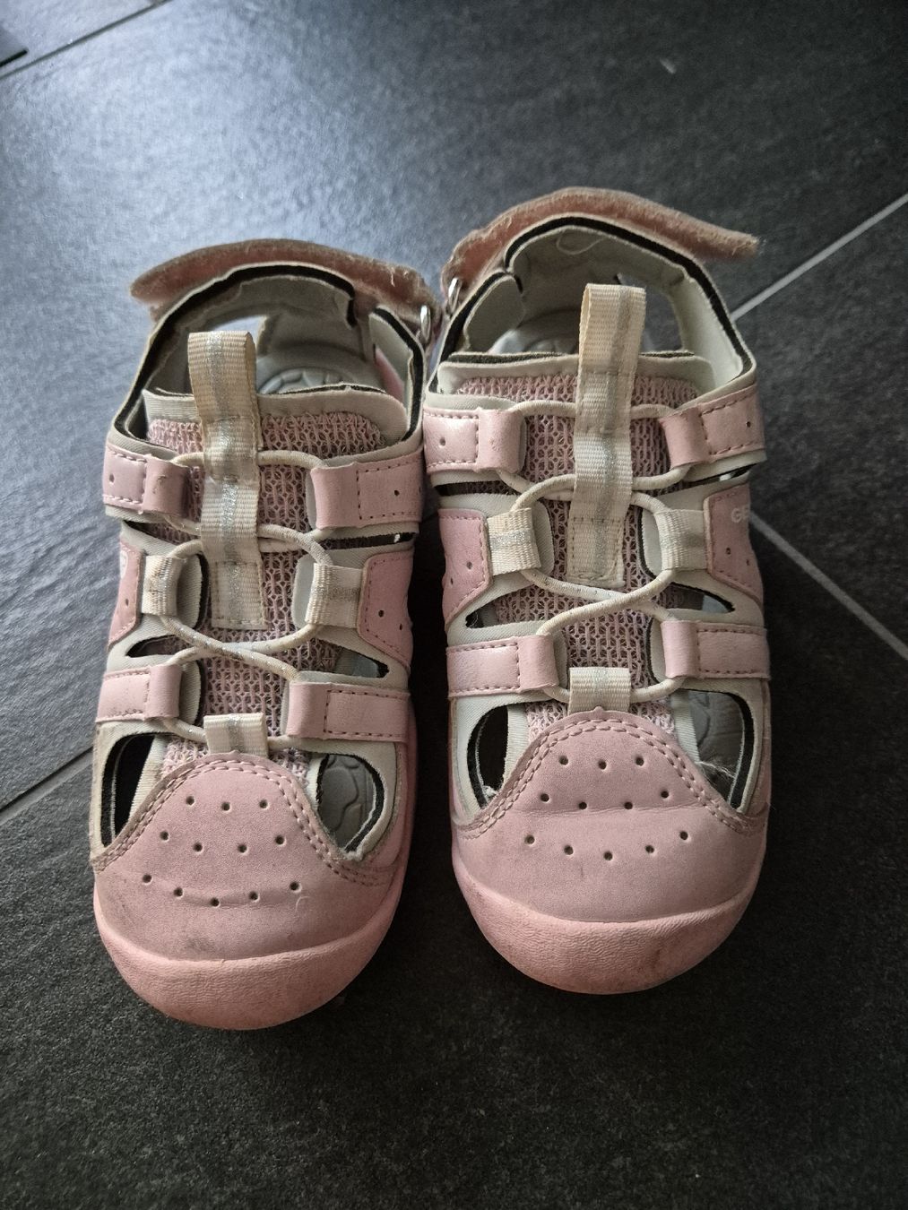 Geox Scarpe per ragazze: Geox gr. 28 – Usato da Weesen venduto da flying_kiwi