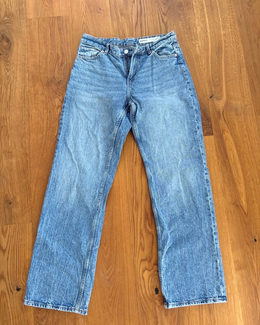 Bershka Jeans: Jeans Bershka – Usato da Kriessern venduto da Olifribi