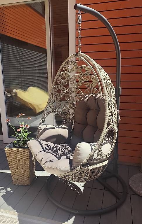 Poltrone pensili da giardino: Sedia/ dondolo per esterno/interno – Usato da Gordola venduto da nad_w2dp 1
