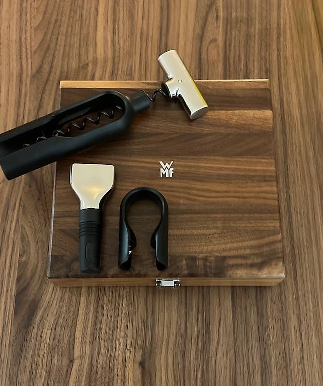 Apribottiglie & Tappi per chiusura: WMF Weinset – Nuovo e nell'imballaggio originale da Amriswil venduto da nikitak