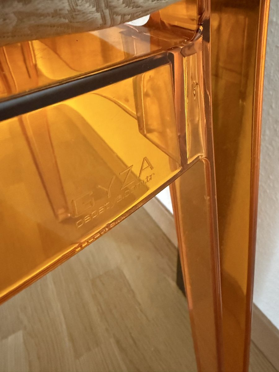 Stühle: Set: 4x Design-Stühle GYZA - Transparent & Amber – Gebraucht aus Zürich von voj_r78b 1