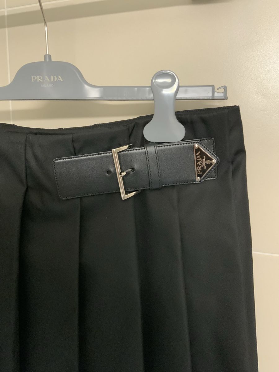 Prada Gonne: Prada jupe  – Nuovo e nell'imballaggio originale da Vandoeuvres venduto da Boussy74 3