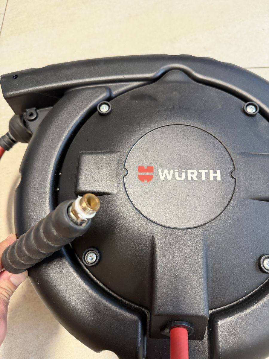 Würth Tuyaux & tubes: Würth Druckluftrolle  – D'occasion à Lufingen par Kasti92 1