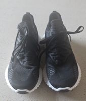 Schwarze Adidas Alphabounce Turnschuhe, Grösse 41 1/3