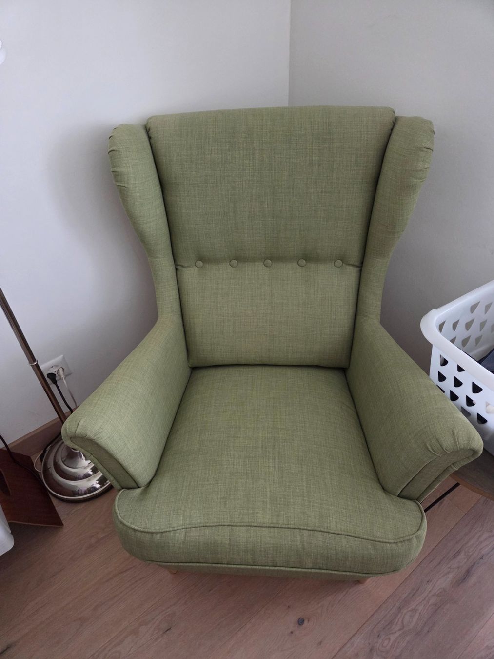 Ikea Fauteuils: Fauteuil IKEA vert en parfait état – D'occasion à Cologny par val_8mcz
