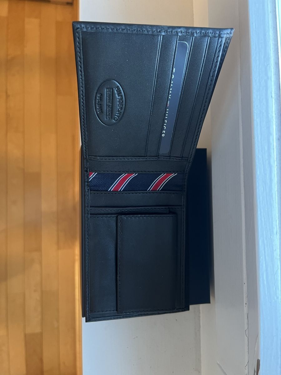Tommy Hilfiger Portafogli: Tommy Hilfiger Portemonnaie – Nuovo e nell'imballaggio originale da Basel venduto da cat_25m7 1