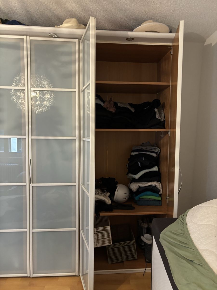 Armadi: Magnifique Grande Armoire  – Usato da Echallens venduto da sib_b9fg 3
