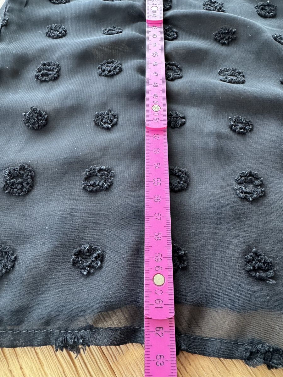 Vila Camicette: VILA leicht transparente schwarze Bluse mit Punkten  Gr.36 – Usato da Altendorf venduto da PiaLang 4