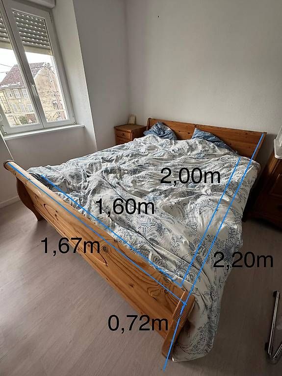Letti: Lit complet + matelas + sommier + 2 tables de chevet – Usato da Porrentruy venduto da mathis.broquet 2