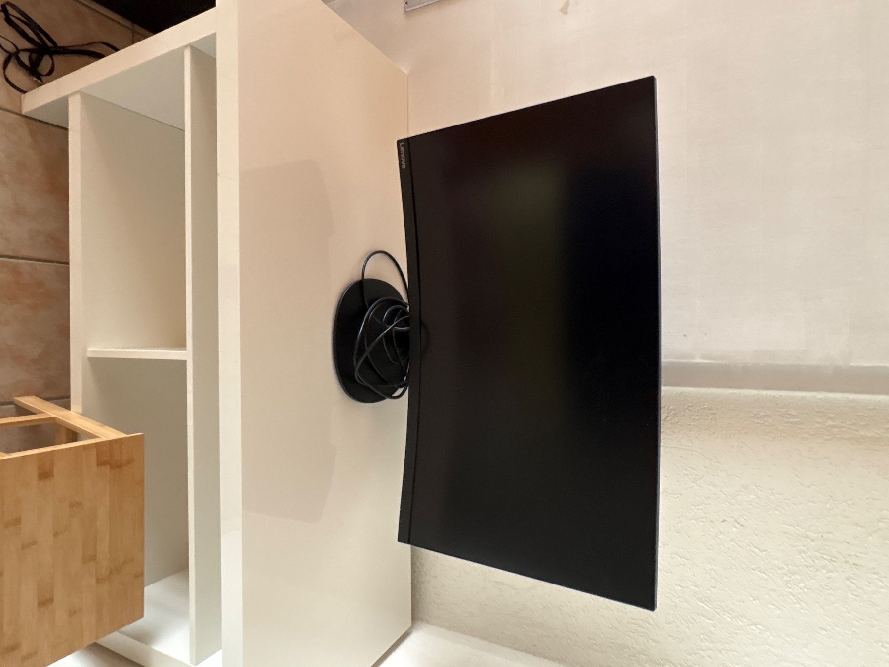 Lenovo Fernseher: Écran télé/ordinateur – Gebraucht aus Lignières von joh_rhg9