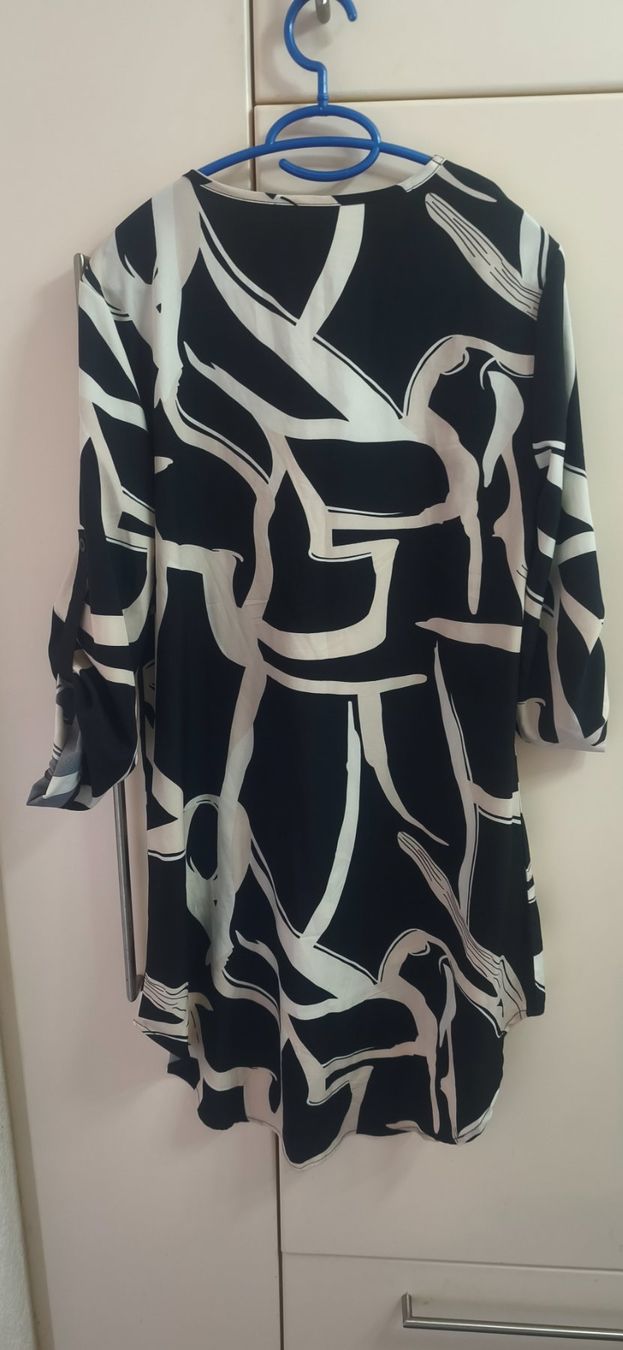 Vestiti: ROBE NOIRE ET BLANCHE – Usato da Mervelier venduto da ZORHA 2