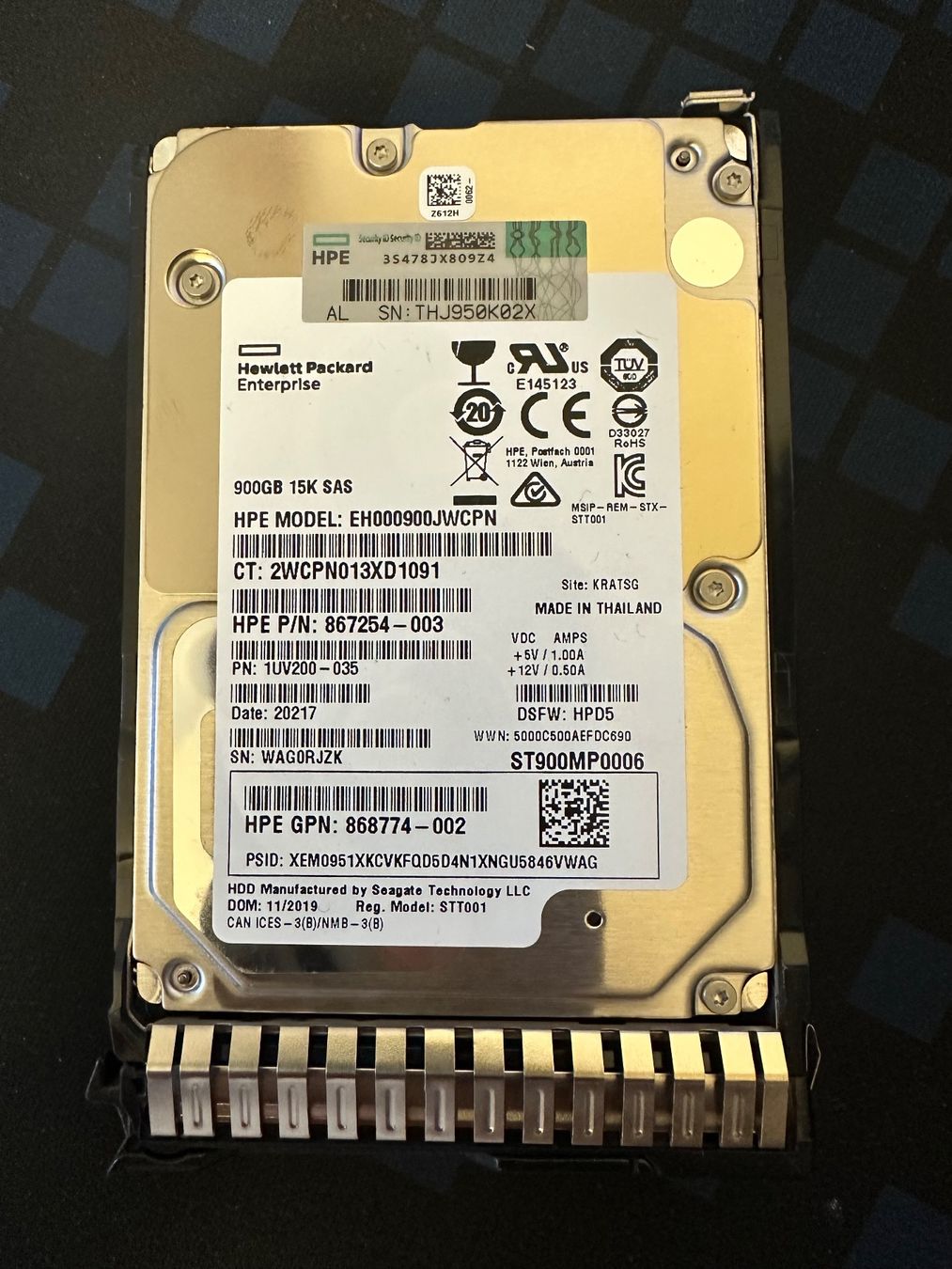 Hewlett Packard Dischi rigidi: HP Hewlett Packard 900G 15K SAS – Usato da Aarau venduto da DataShop-Aarau