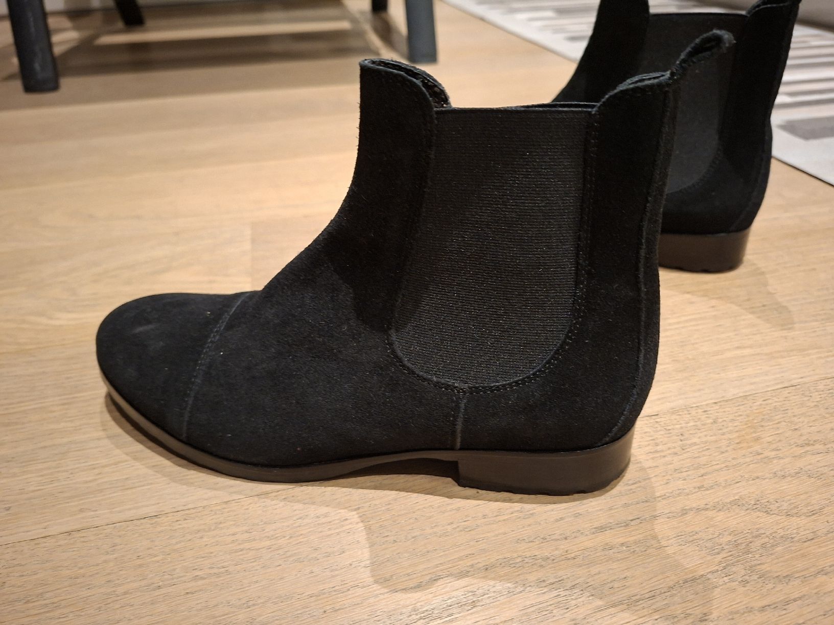 Chaussures femmes: A.Testoni Black Suede Leather Boots - Size 37 – D'occasion à Zürich par oli_p8cc 6