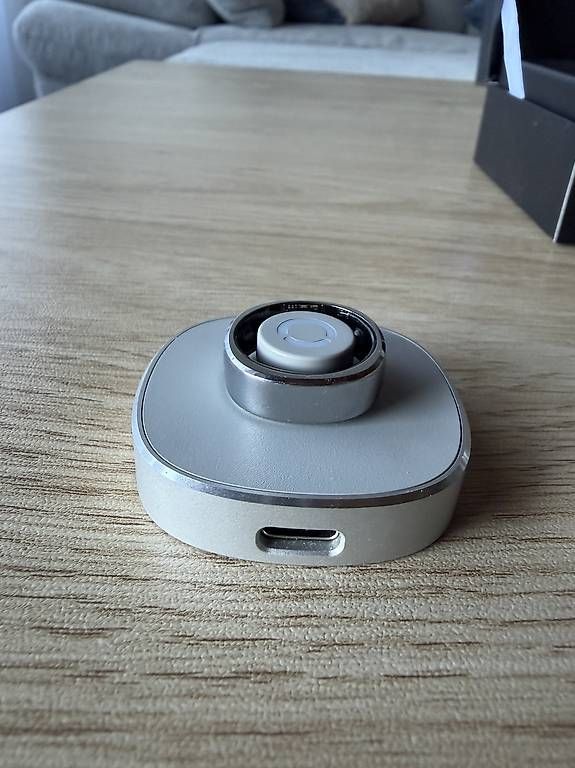 Anelli: Ringconn Gen 2 Air Smart Ring Silber Grösse 7 – Usato da Hasliberg Hohfluh venduto da kus_5wpz 1