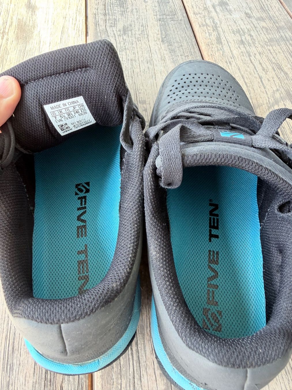 Five Ten Scarpe per ragazzi: Five Ten Freerider Schuhe Gr 38.5 – Usato da Stans venduto da maam02 1