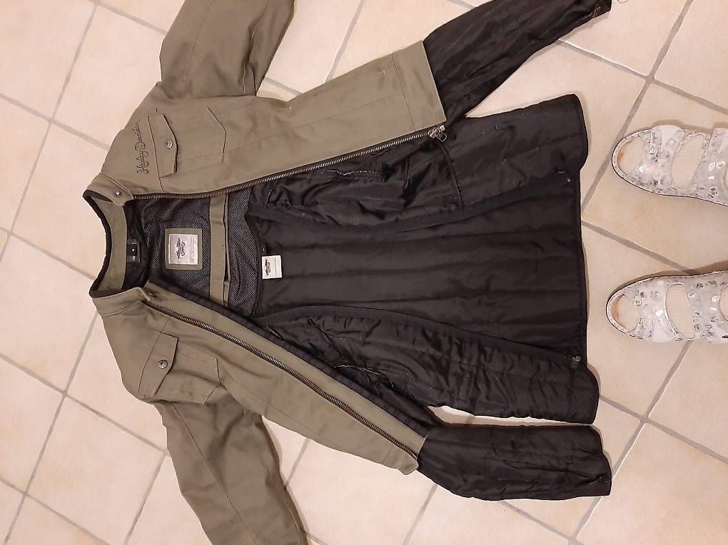 Completi & Tailleur: Damen Motorradbekleidung – Usato da Gunzgen venduto da topi57