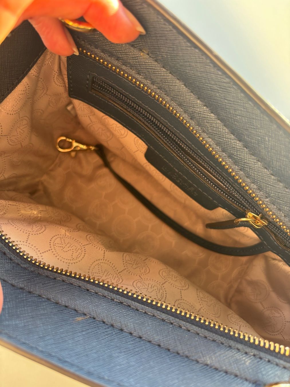 Michael Kors Sacs femmes: Michael Kors Tasche blau – D'occasion à Baden par van_k2dq 3