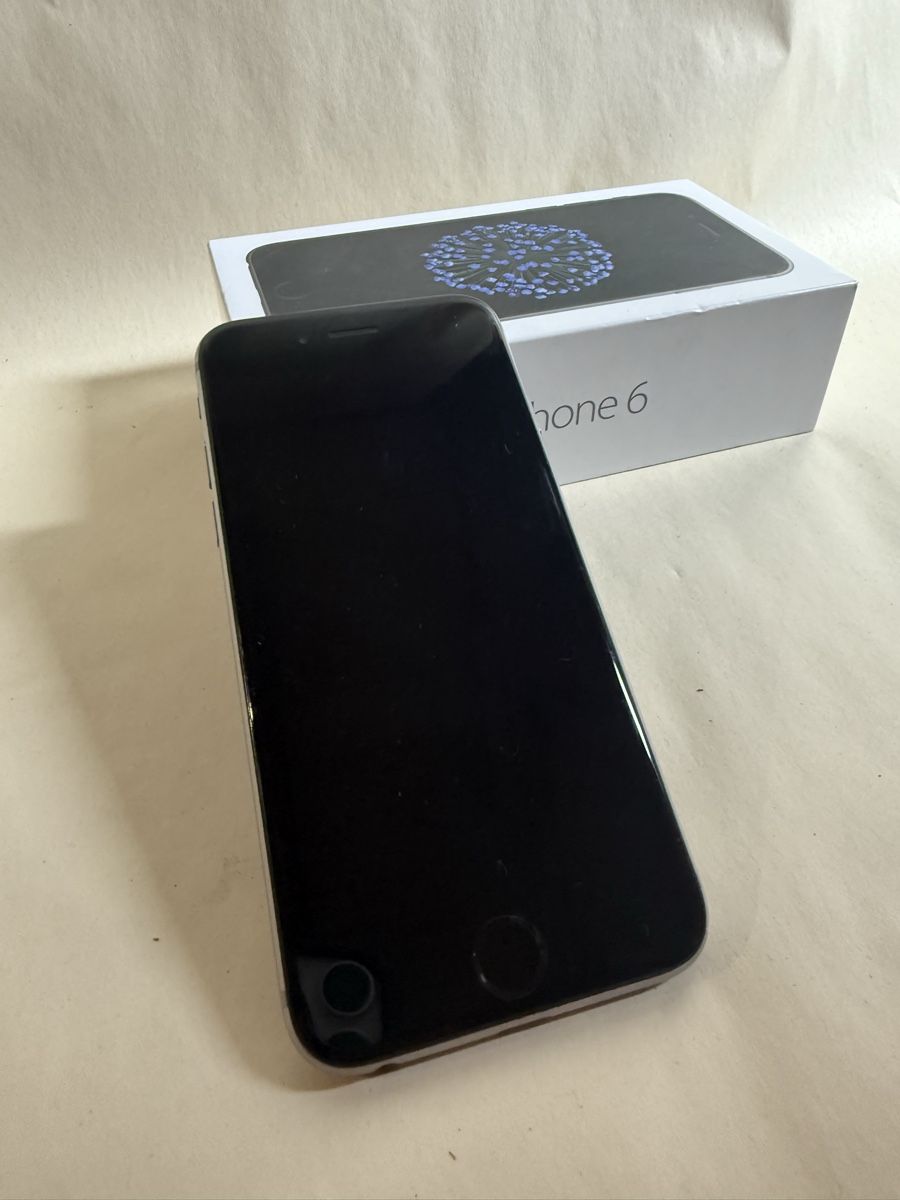 Apple Handys / Smartphones: iPhone 6, 32 GB, Space Grau – Gebraucht aus Winterthur von lea_wml8 3