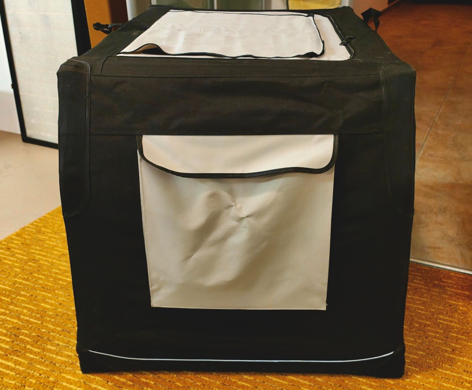 Trixie Cages, transport & sécurité: Faltbare Hundebox – D'occasion à Noflen BE par dogs4life 3