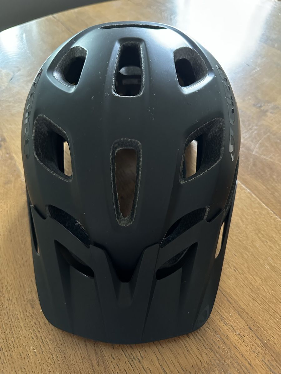 Giro Caschi: Giro Fixture MIPS Helmet 58-65cm – Nuovo (secondo la descrizione) da Bern venduto da Max_Bern 1