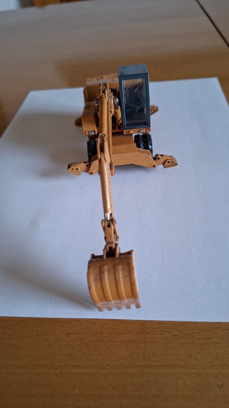 Escavatori: Bagger Modell – Usato da Wünnewil venduto da 04Blume 2