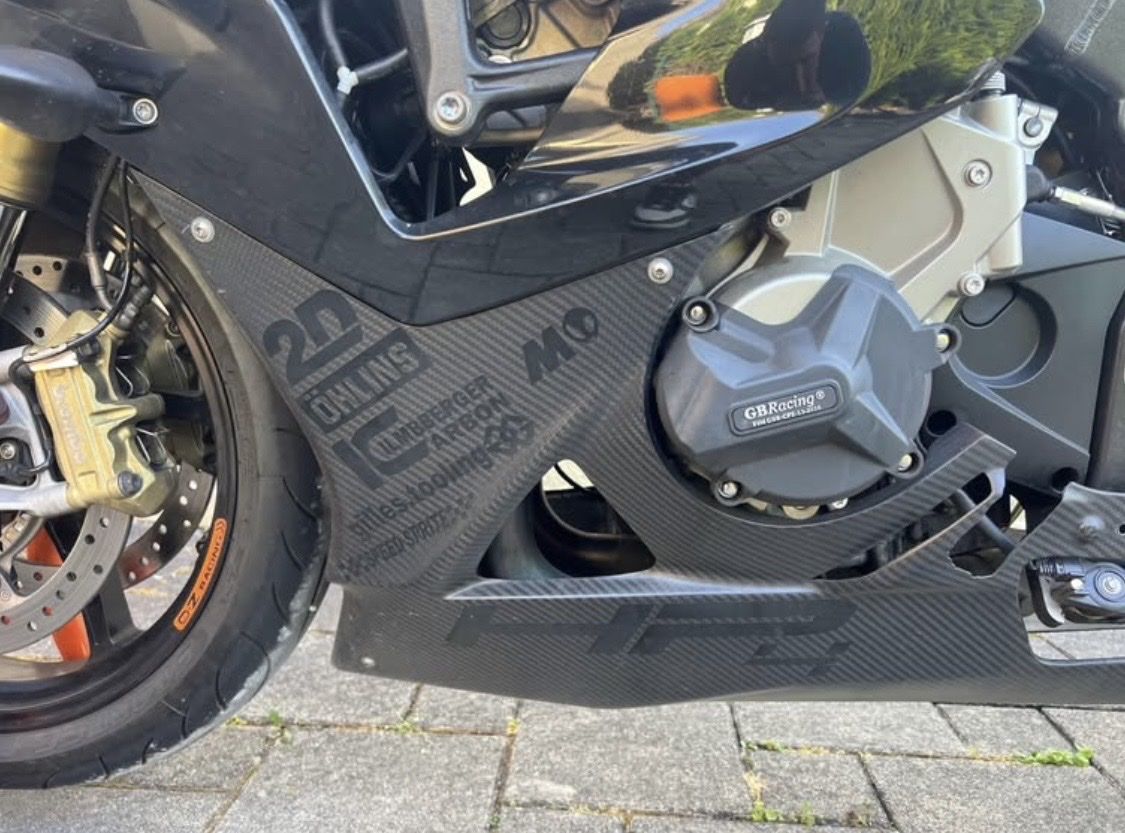 BMW Tutti i ricambio per moto: Sabot Carbon - BMW S1000RR – Usato da Courtepin venduto da KevinAz 5