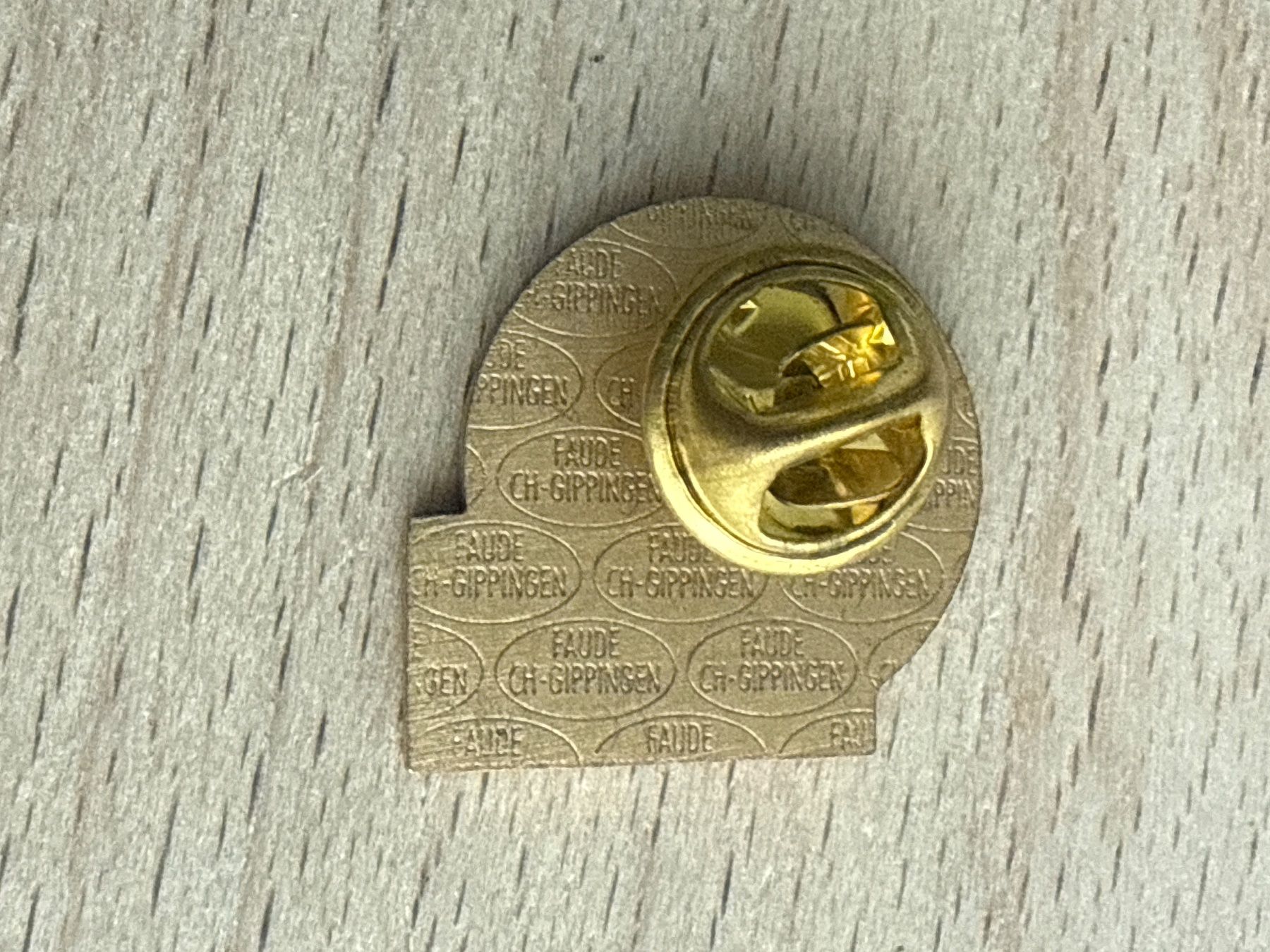 Placchette & Badge: Pin Grächen Snowboard-Test 1 – Usato da Glattbrugg venduto da Schweigmatt 1