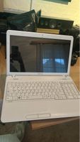 Toshiba Satellite Laptop weiss defekt 