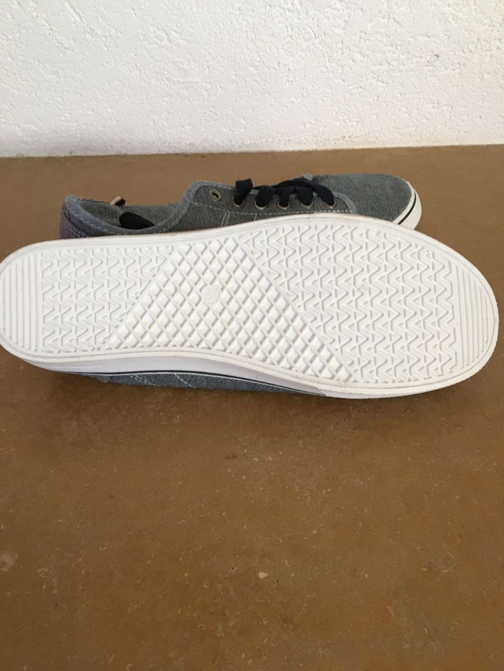 Chaussures hommes: Chaussures homme – Neuf (Voir description) à Montsevelier par Batson 2