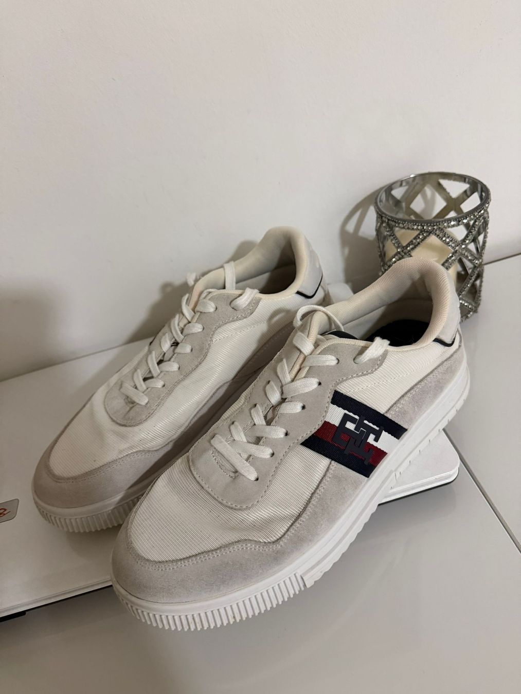 Tommy Hilfiger Scarpe da uomo: Baskets Tommy Hilfiger taille 44 – Usato da Vessy venduto da Liri_02 1