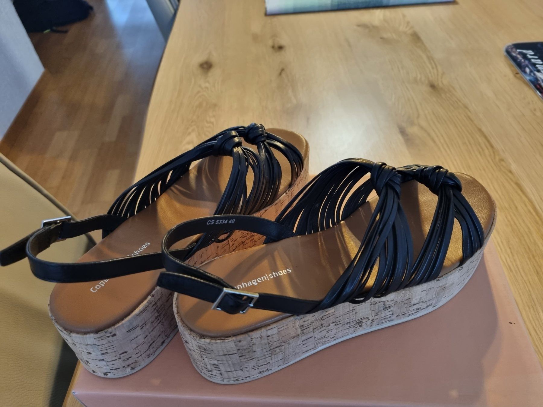 Scarpe da donna: Sandalen Gr.40 – Nuovo (secondo la descrizione) da Thun venduto da Vesna27 2