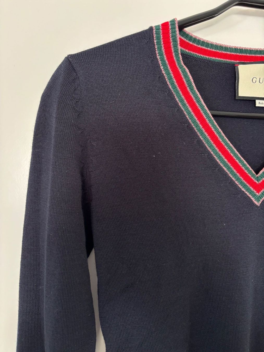 Gucci Maglioni & Felpe: Gucci Pullover dunkel blau 34 , leichte Sommerwolle – Nuovo (secondo la descrizione) da Herrliberg venduto da mayfi 1
