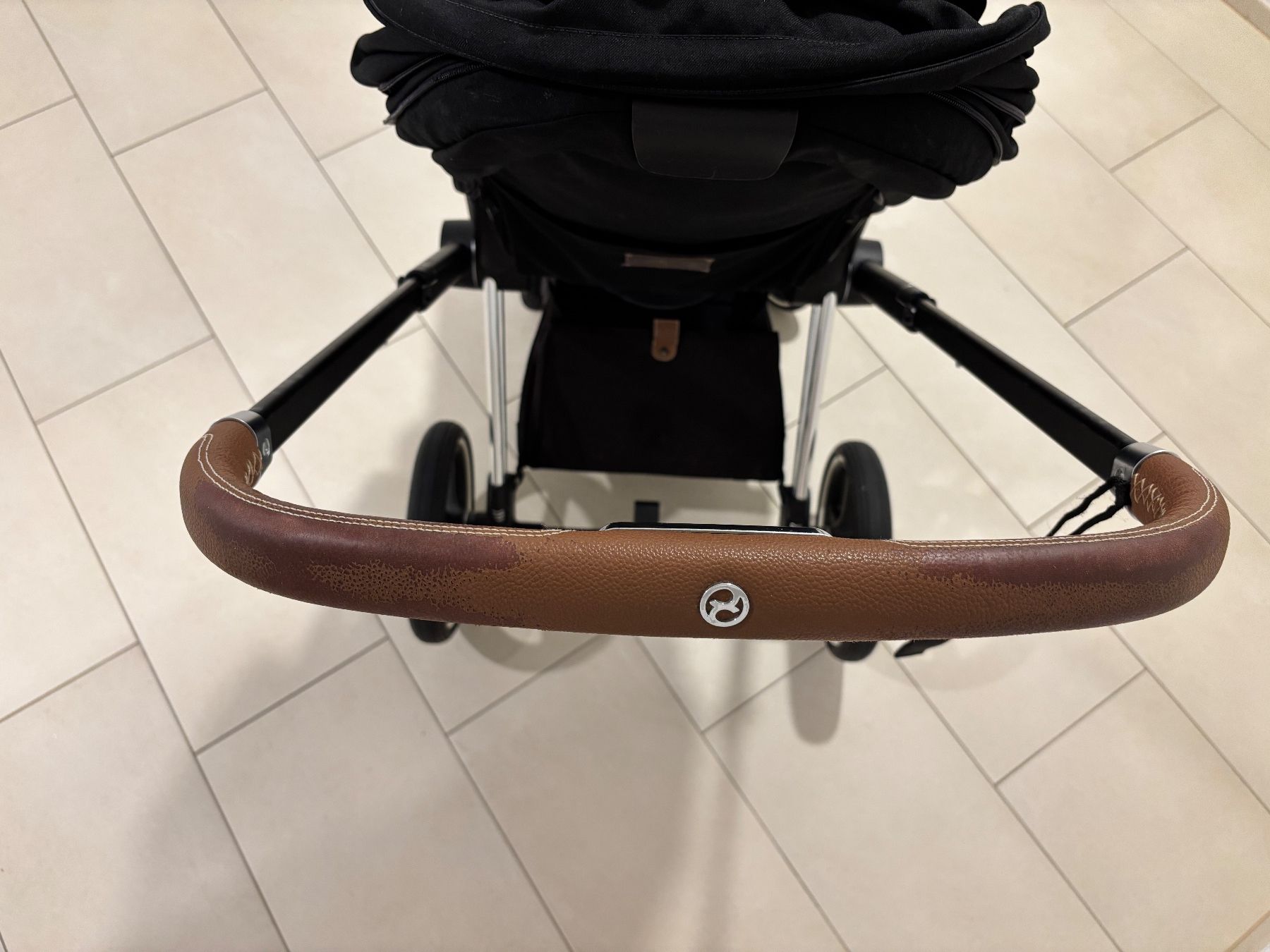 Cybex Poussette: Cybex Priam Kinderwagen schwarz – D'occasion à Niederrohrdorf par yumos 3