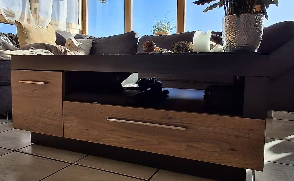 Meubles TV: Wohnwand inkl. Wohnzimmertisch – D'occasion à Krattigen par So.Schoen. 2
