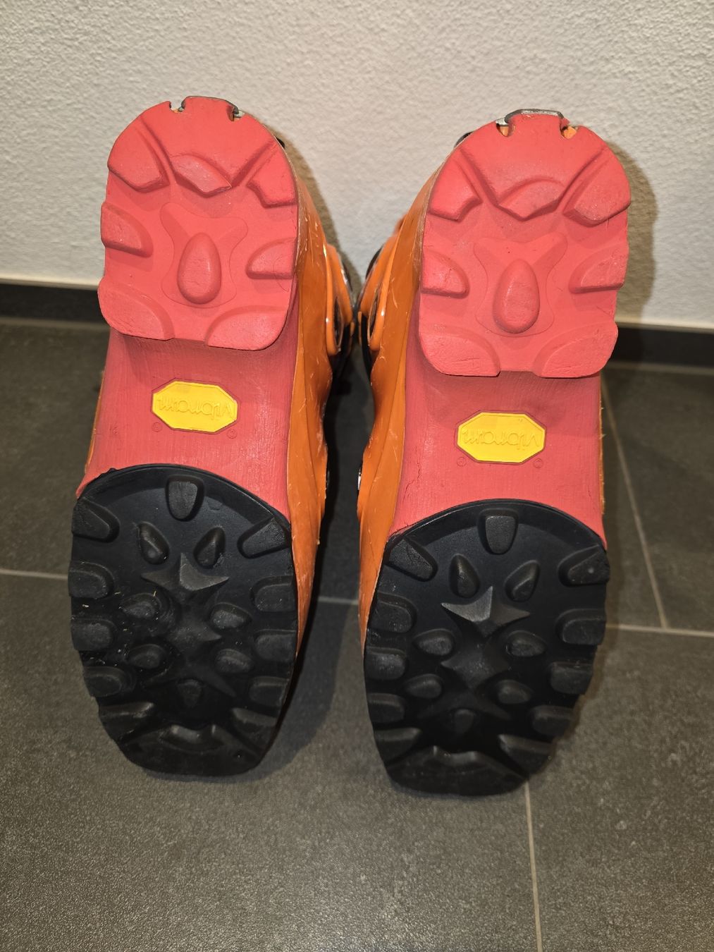 Scarpa Scarpe da uomo: Scarpa Tourenskischuhe, Grösse 43, – Usato da Ennetbürgen venduto da Czgrach 2