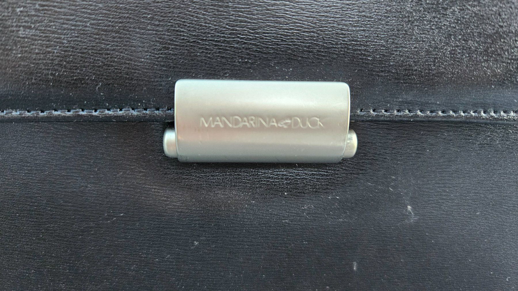 Mandarina Duck Borse da donna: Mandarina Duck Handtasche schwarz – Usato da Meyriez venduto da Zigzagzug 4