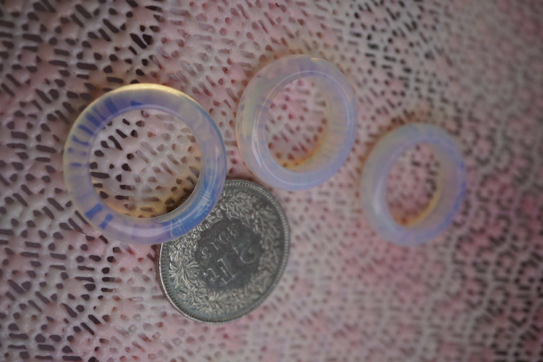 Anelli: *Opalit*      Glas Ringe  Gebot   Pro Stück – Nuovo e nell'imballaggio originale da Eschenbach venduto da Fengg