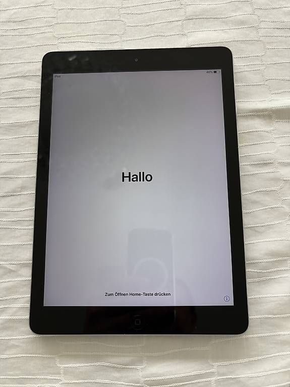 Tablet PC: iPad Air 2014 – Usato da Lyss venduto da smar9452