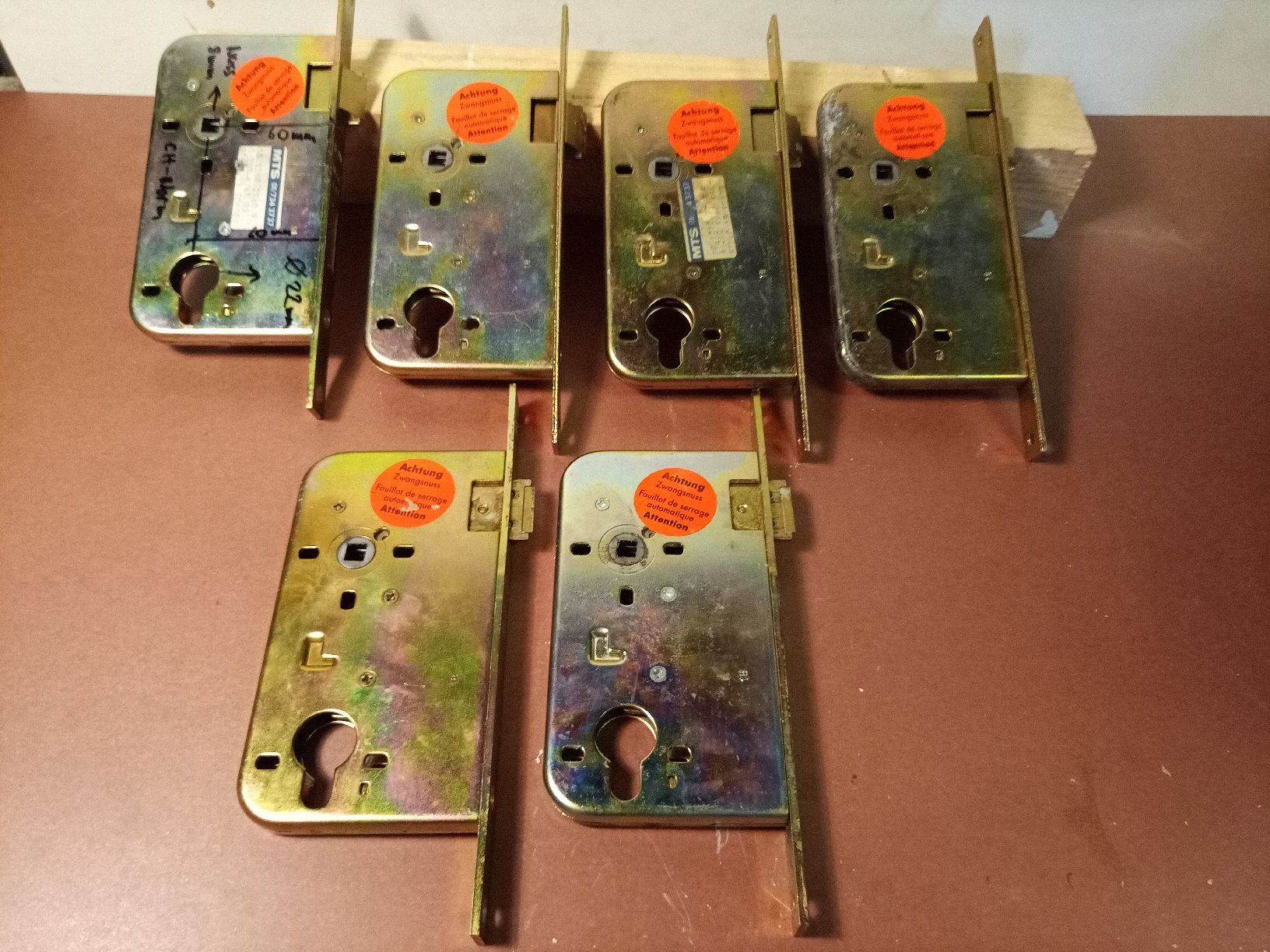 Schlösser: 6 Stück Zylinder Einsteck-Türschlösser. – Gebraucht aus basel von markusb07