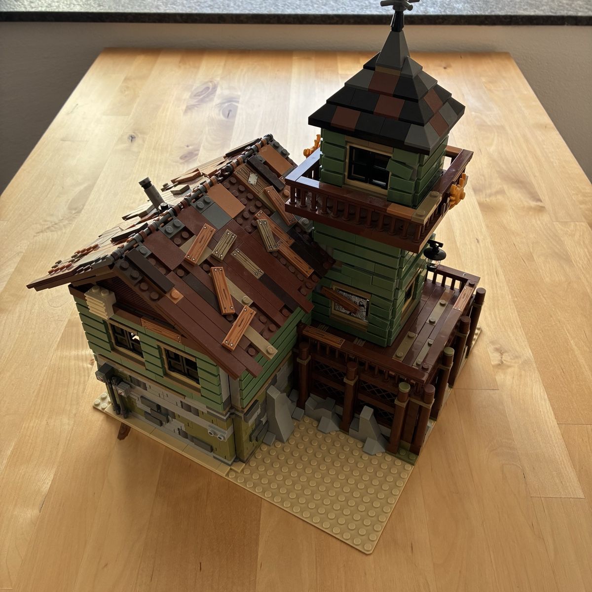 Lego Kit di costruzioni: Lego 21310 – Usato da Felsberg venduto da clb3 3