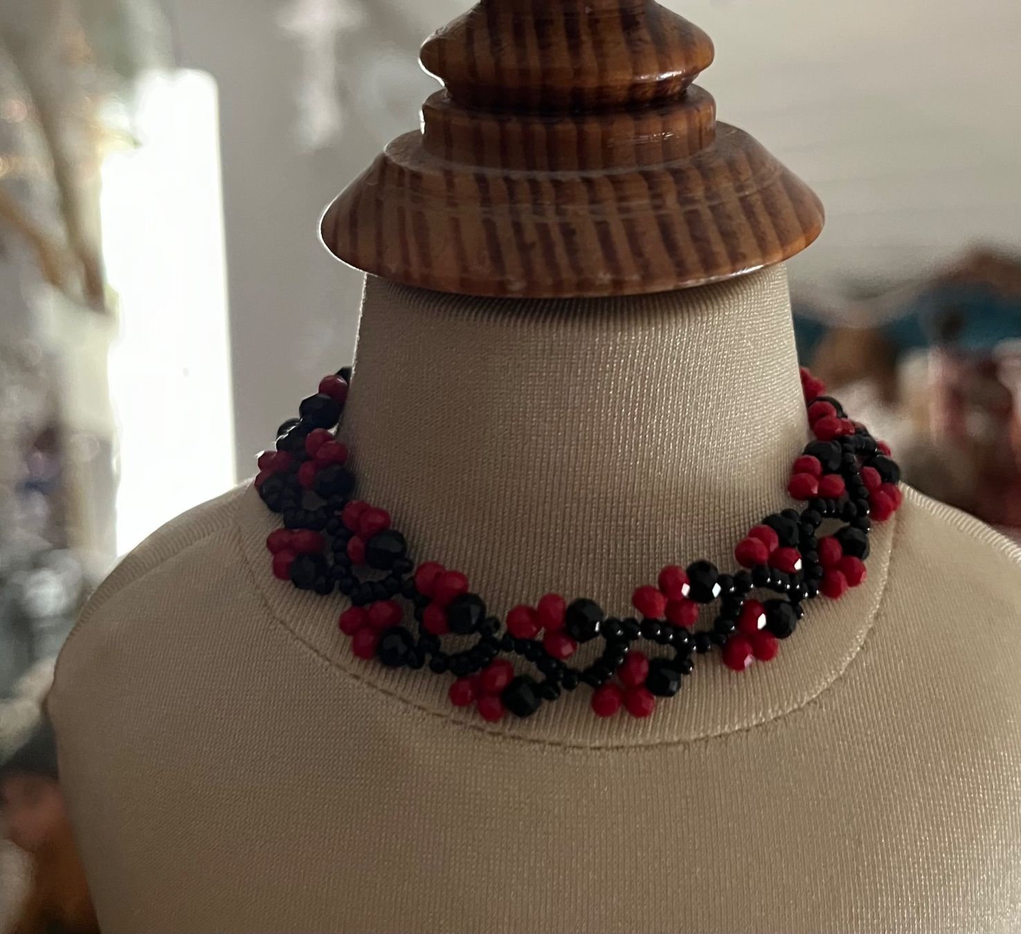 Bracciali & Braccialetti: Armkette schwarz / rot Gothic Blumenranken – Usato da Arboldswil venduto da Sonnenelfe 4