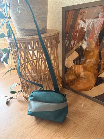 Susan Bijl grüne Tasche