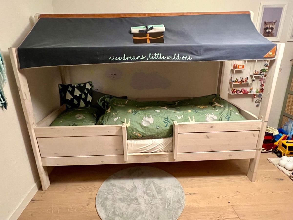 Lits: LIFETIME Kinderbett – D'occasion à Richterswil par Imfelds