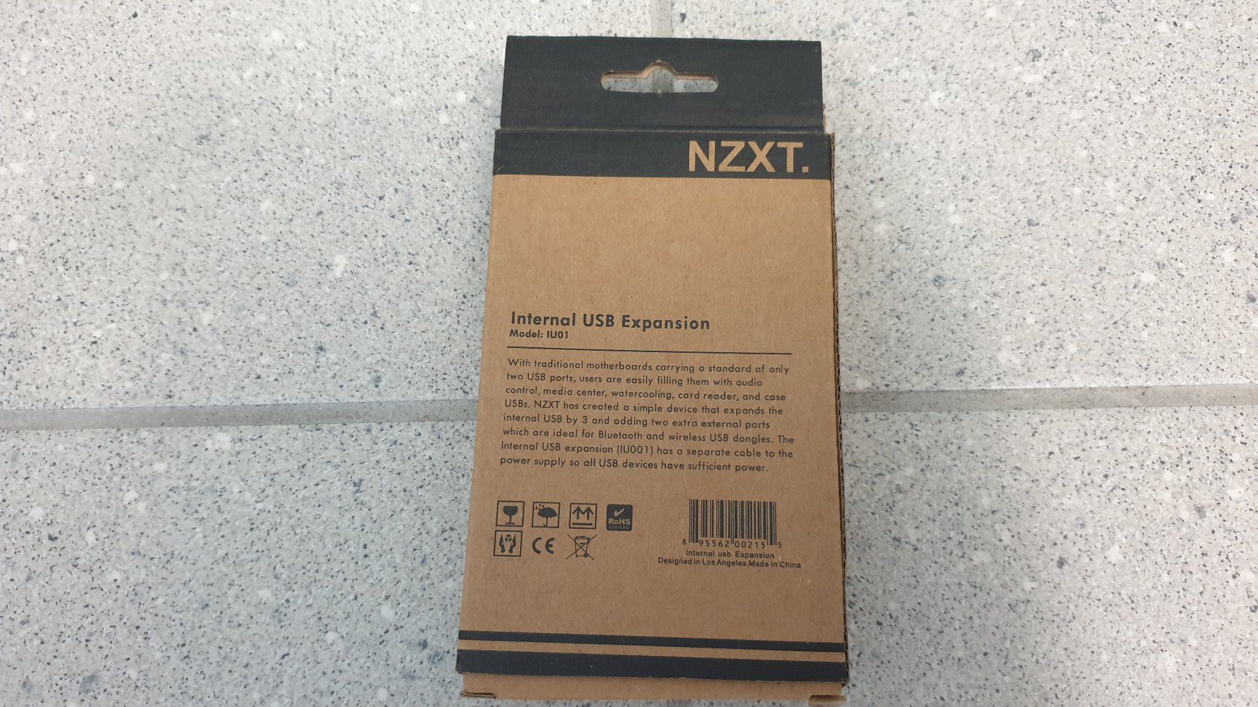 NZXT Custodie: NZXT Internal USB Expansion Model IU01 – Nuovo e nell'imballaggio originale da Stäfa venduto da Supertramp73 2