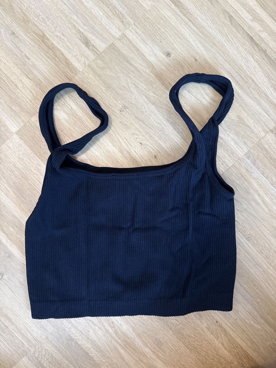 Zara Top: Damen Crop Top schwarz – Usato da Oberengstringen venduto da win_2q9m 2