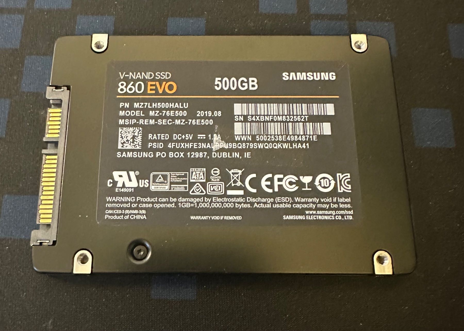Samsung Dischi rigidi: Samsung 860 EVO 500GB SSD – Nuovo (secondo la descrizione) da Aarau venduto da DataShop-Aarau