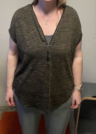 Damen Shirt BODYFLIRT mit Reissverschluss Grösse L